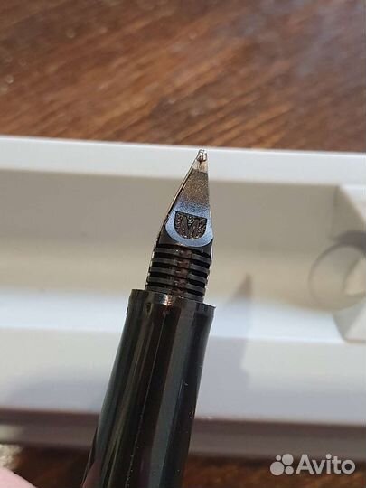 Перьевая ручка parker