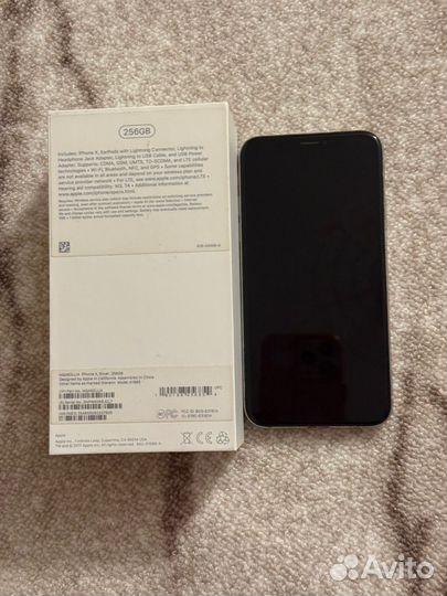 iPhone X, 256 ГБ