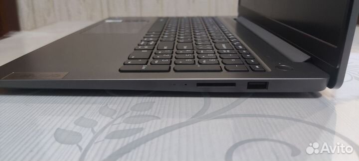 Новый ноутбук Lenovo 15