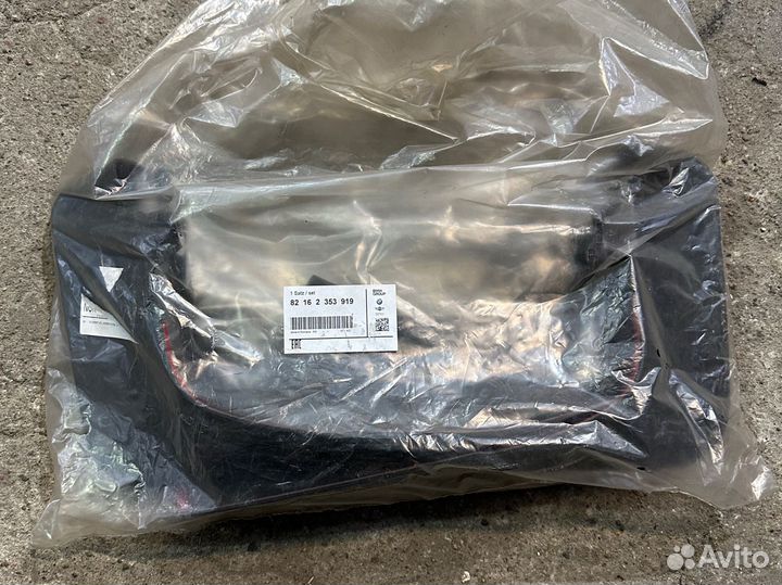 BMW F16 Брызговики пердние 82162353919