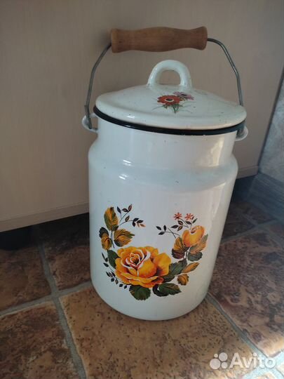 Бидон/дуршлаг/кастрюля/бачок