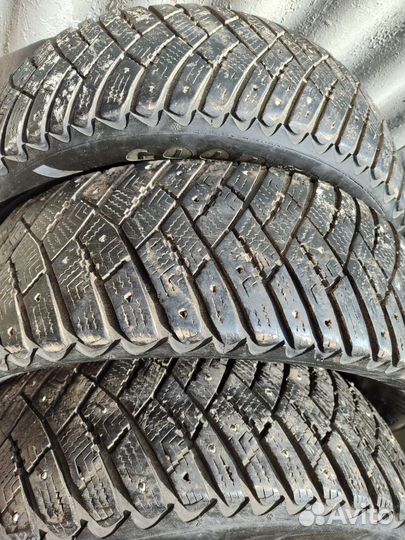 Goodyear UltraGrip Arctic 2 SUV 205/65 R16 98T