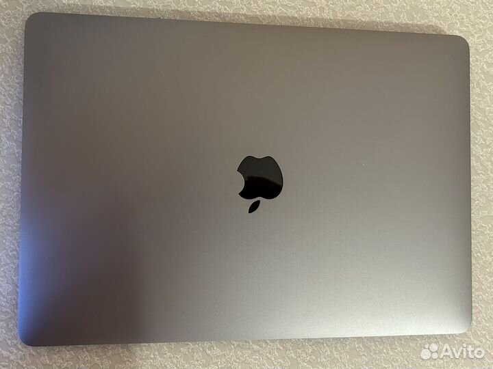 Apple MacBook air 13 (2018)