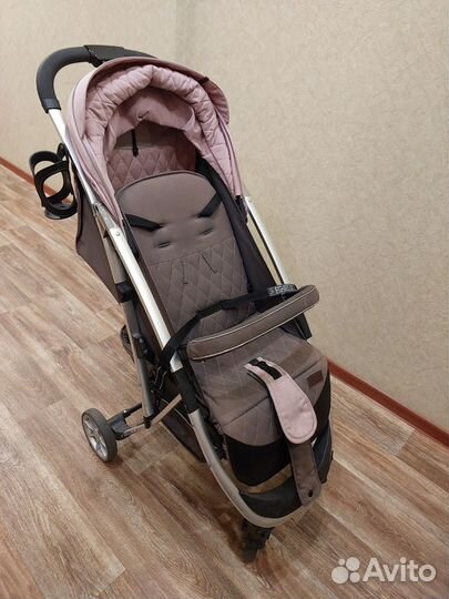 Прогулочная коляска Gloria karrello