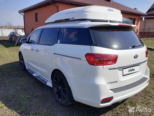 Kia Carnival 2.2 AT, 2018, 83 800 км