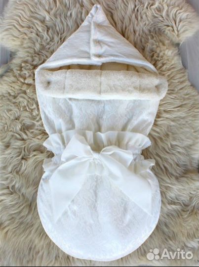 Новый демисезонный конверт на выписку с биркой