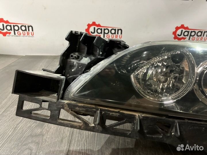 Фара галогеновая передняя левая Mazda 3 BK седан