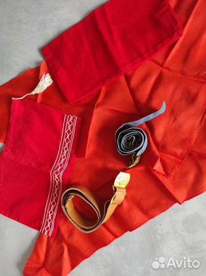 Пионерские галстуки, пилотки, ремень СССР