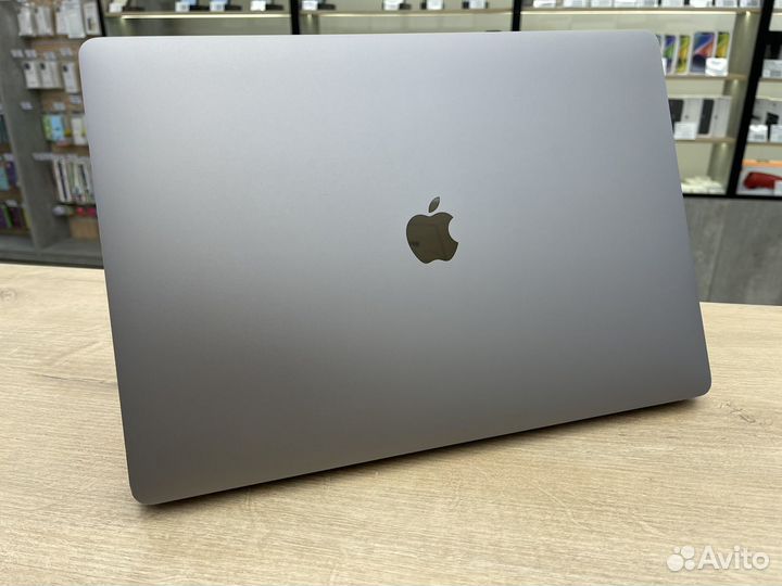 Apple MacBook Pro 2019года i9/16gb/pro5500M/512ssd