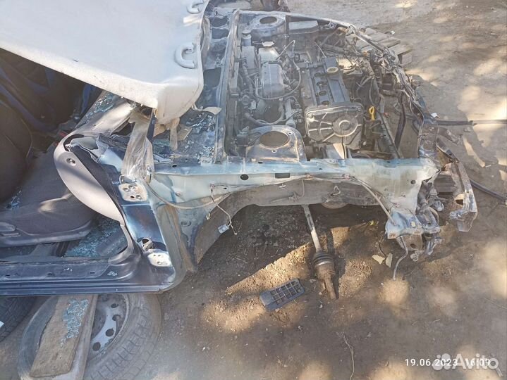 Четверть передняя правая Hyundai Accent