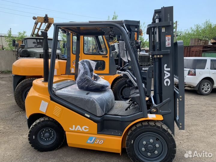 Вилочный погрузчик JAC CPCD30, 2023