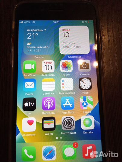 iPhone 8, 64 ГБ