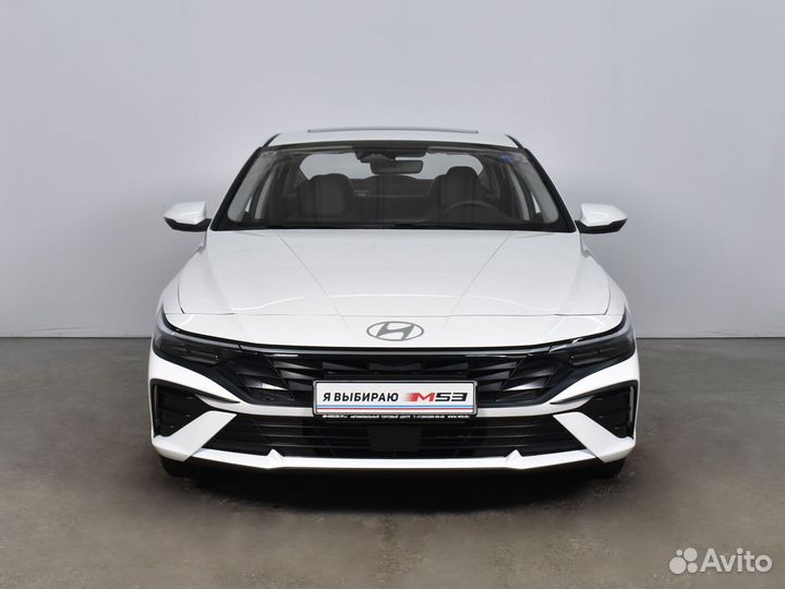 Hyundai Elantra 1.5 CVT, 2023, 295 км