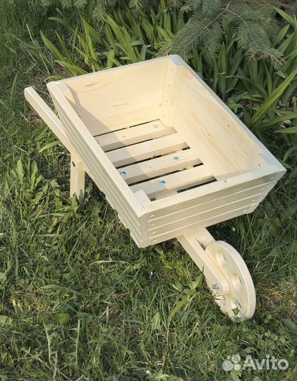 Декоративная телега