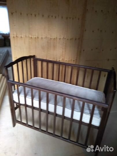 Кроватка детская