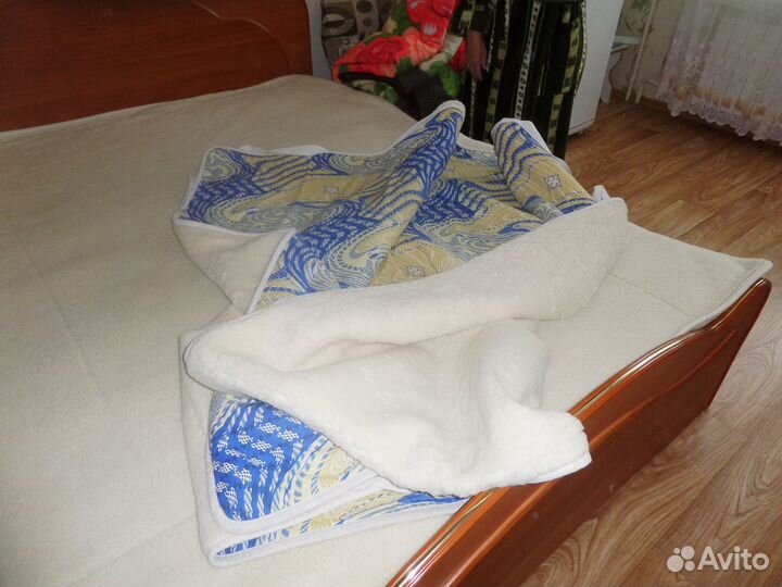 Одеяло шерстяное