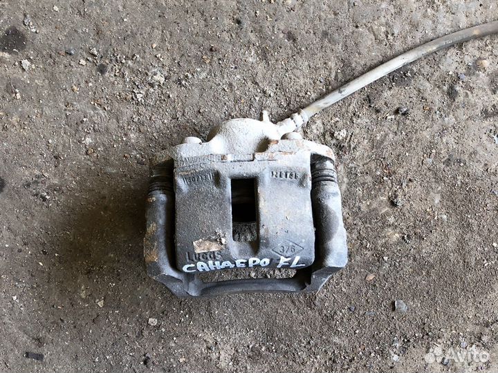 Renault sandero Суппорт