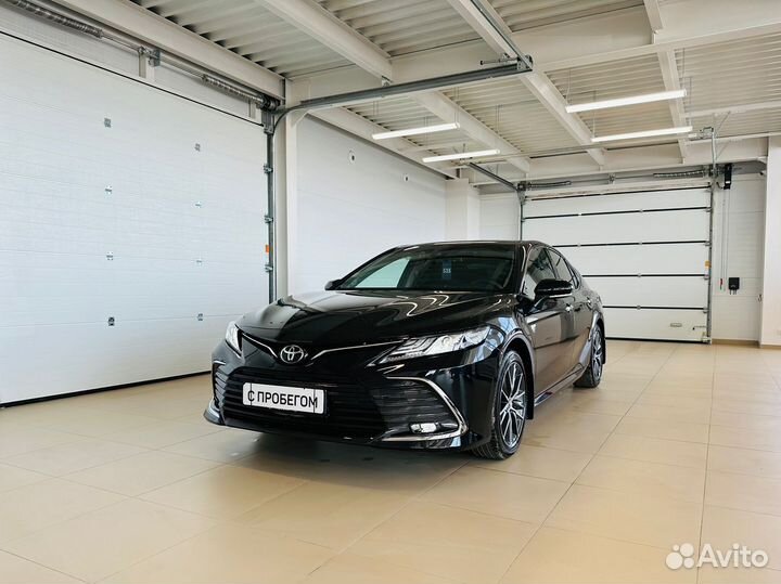 Toyota Camry 2.5 AT, 2023, 10 000 км