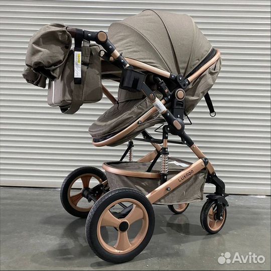 Прогулочная коляска Luxmom