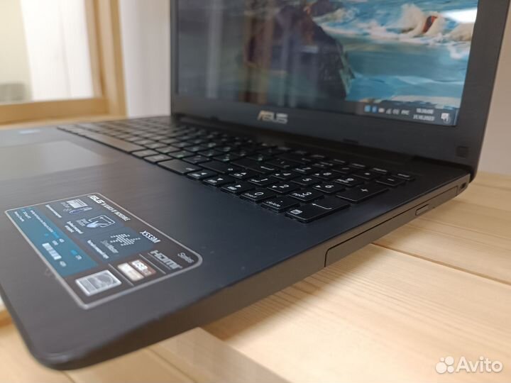 Ноутбук Asus 4 ядра 4 гига/ 1000gb в идеале