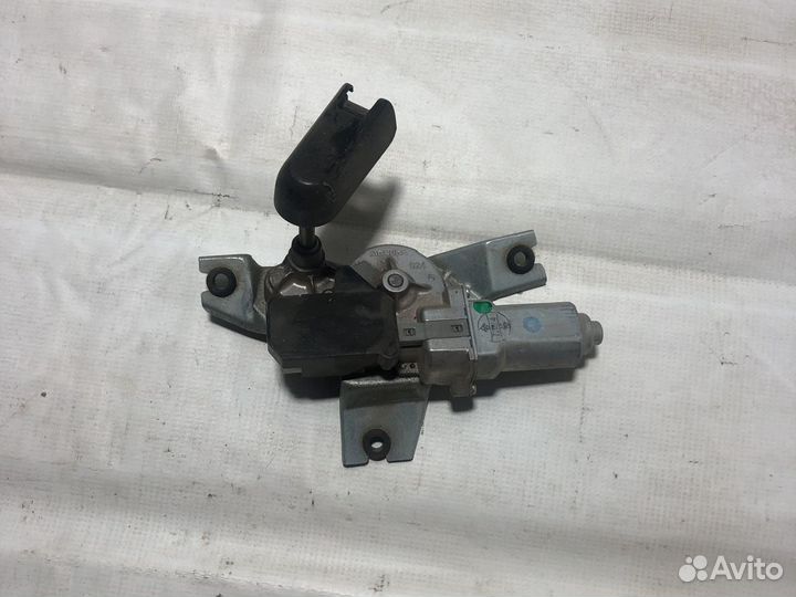 Стеклоочиститель задний toyota auris