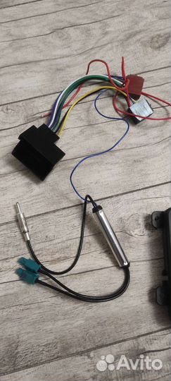 Рамка volkswagen для 2Din магнитолы с проводами