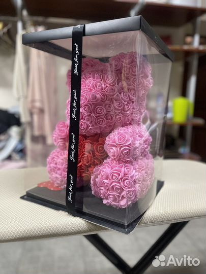 Продам мишку из искусственных роз