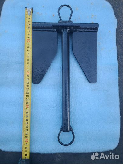 Якорь для лодки