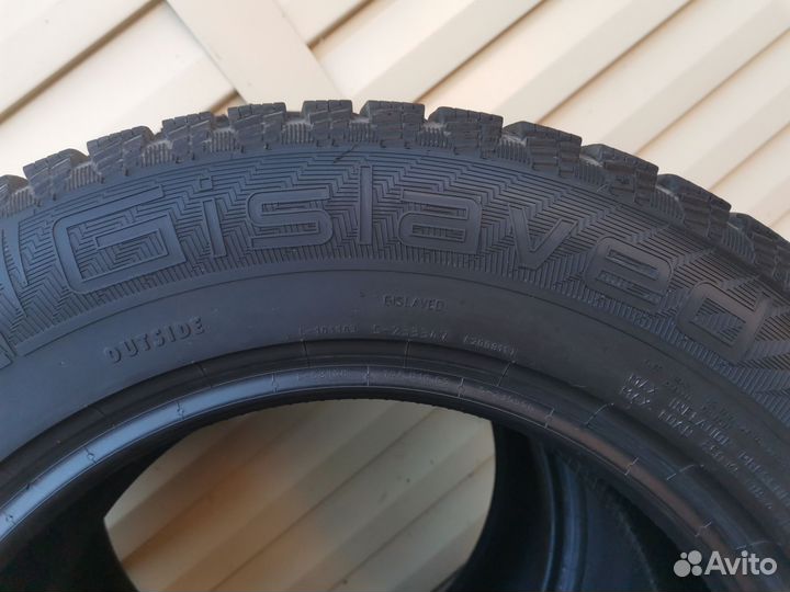 Gislaved Nord Frost 200 SUV 215/65 R16 102T