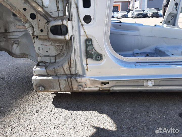 Порог кузовной левый Mercedes-Benz E-Class W212