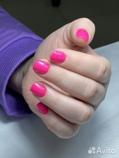 Модель на маникюр