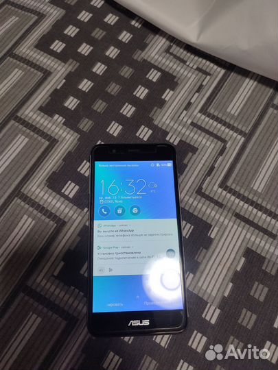 Asus ZenFone 3 Max ZC520TL, 2/16 ГБ