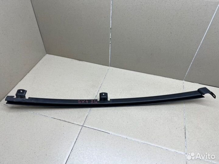 Направляющая стекла двери задняя левая Suzuki Sx4