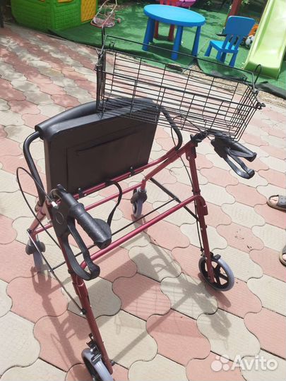 Ходунки для взрослых