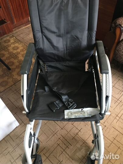 Инвалидная коляска складная бу