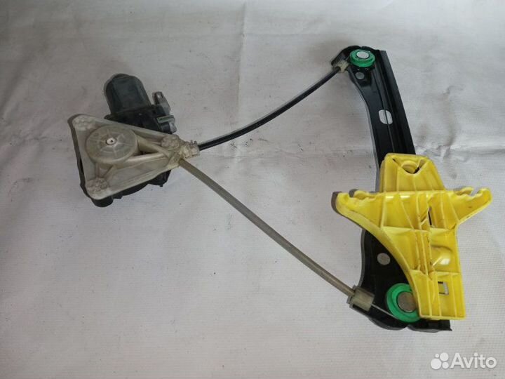 Стеклоподъемный механизм задний левый Volkswagen