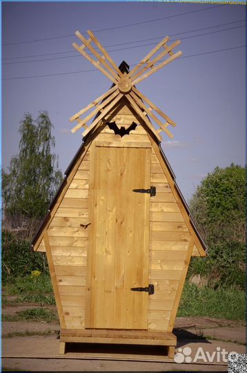 Уличный туалет с установкой