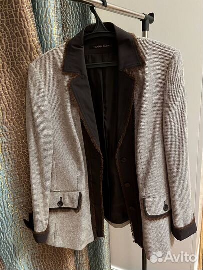 Продам женские вещи