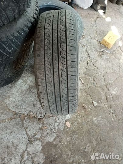 Bridgestone B-style EX 205/65 R15