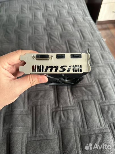 Видеокарта MSI RX 550 4 gb