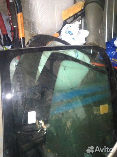 Стекло лобовое Subaru Forester