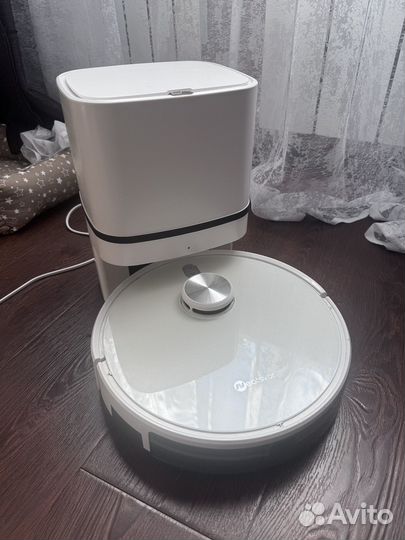 Робот пылесос neatsvor s600