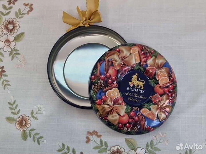 Коробка жестяная круглая