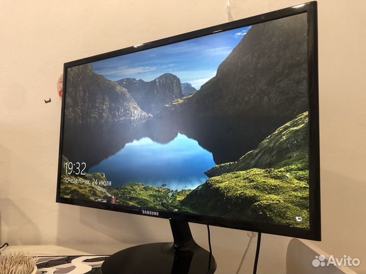 Монитор 24 дюйма samsung