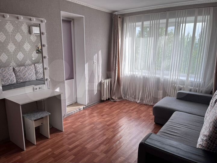 2-к. квартира, 50 м², 6/9 эт.
