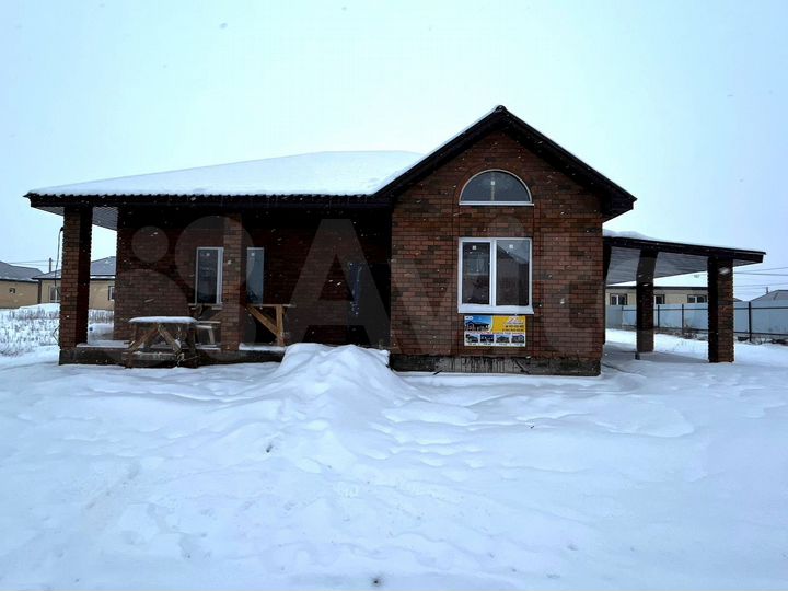 Дом 179 м² на участке 7 сот.