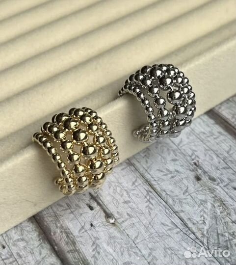 Серебряное кольцо