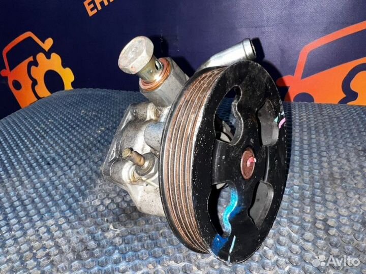 Насос гидроусилителя руля Mitsubishi L200 Kl1T