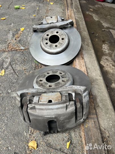 Тормоза передние BMW 750 F02