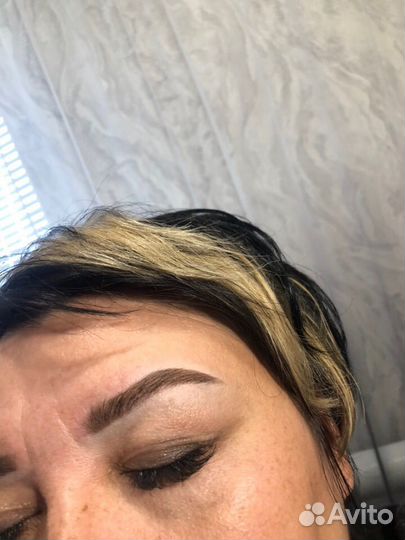 Мастер бровист